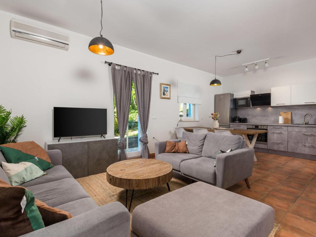 Holiday Home Casa Albertina-2 By Interhome Martina Εξωτερικό φωτογραφία
