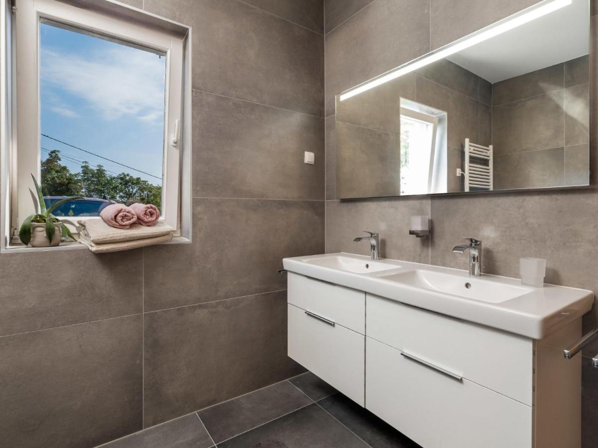 Holiday Home Casa Albertina-2 By Interhome Martina Εξωτερικό φωτογραφία